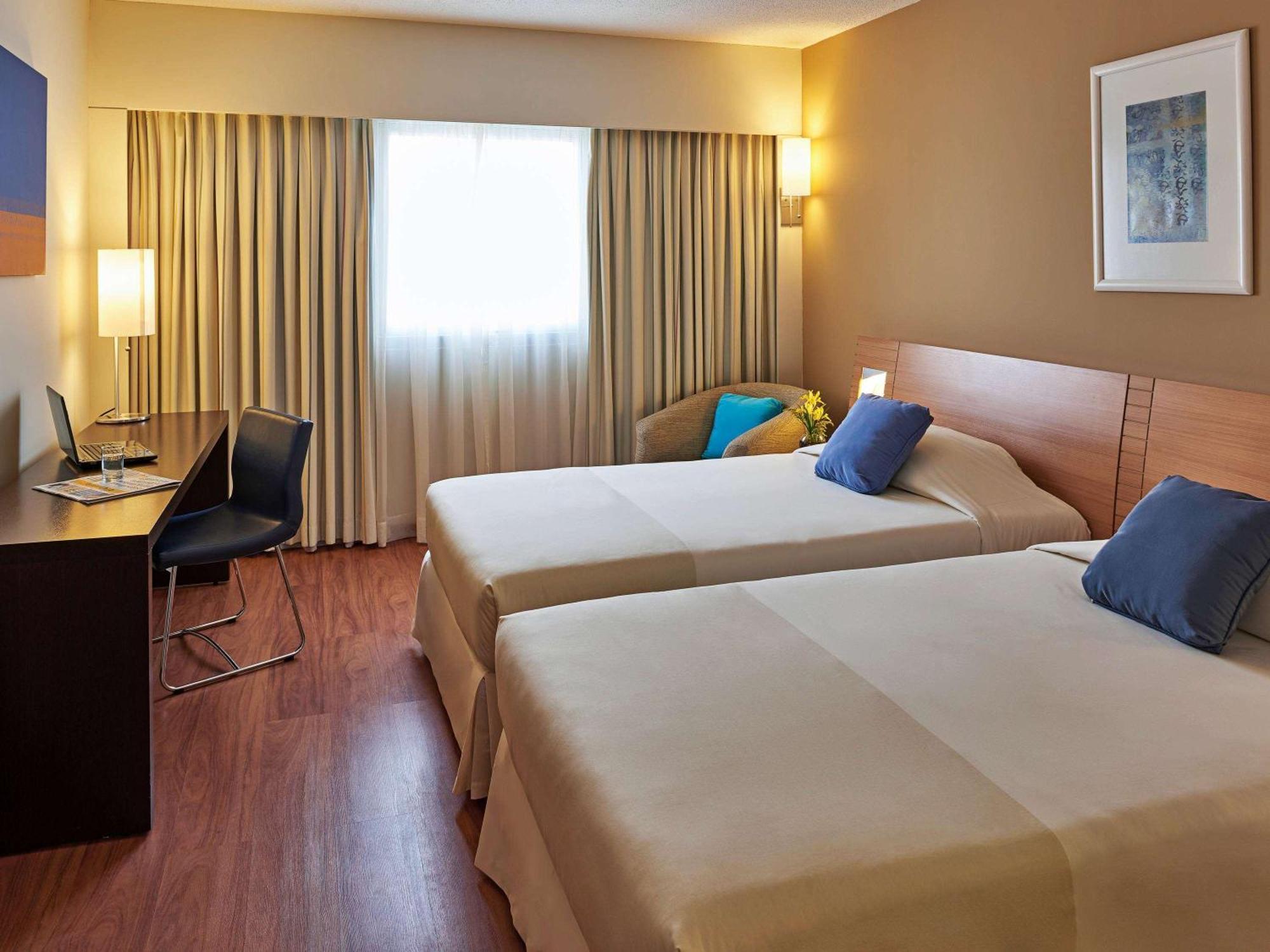 Novotel Lima San Isidro Екстер'єр фото