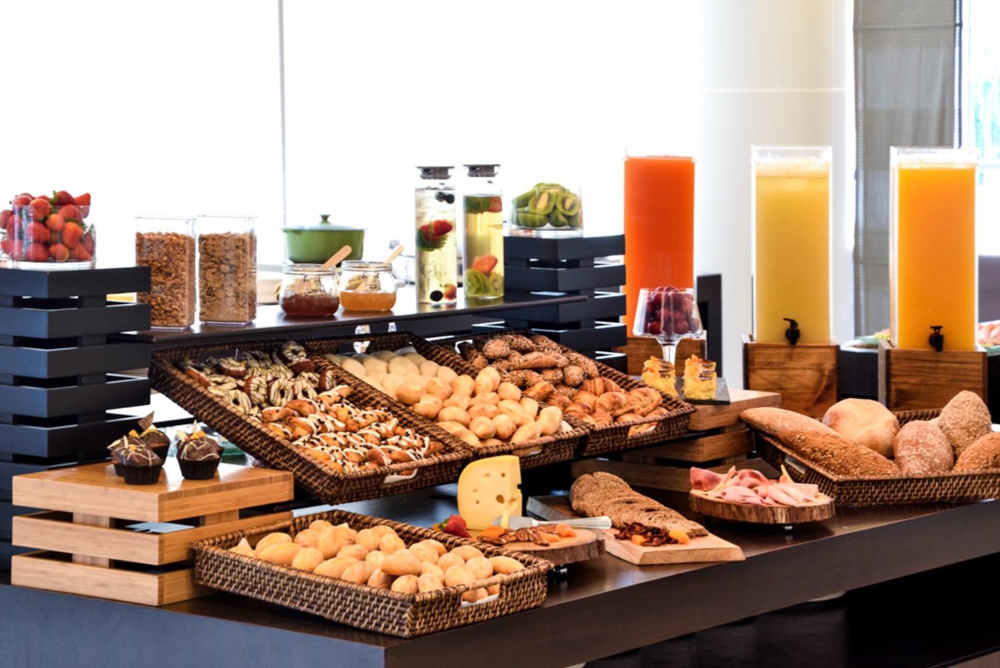 Novotel Lima San Isidro Екстер'єр фото