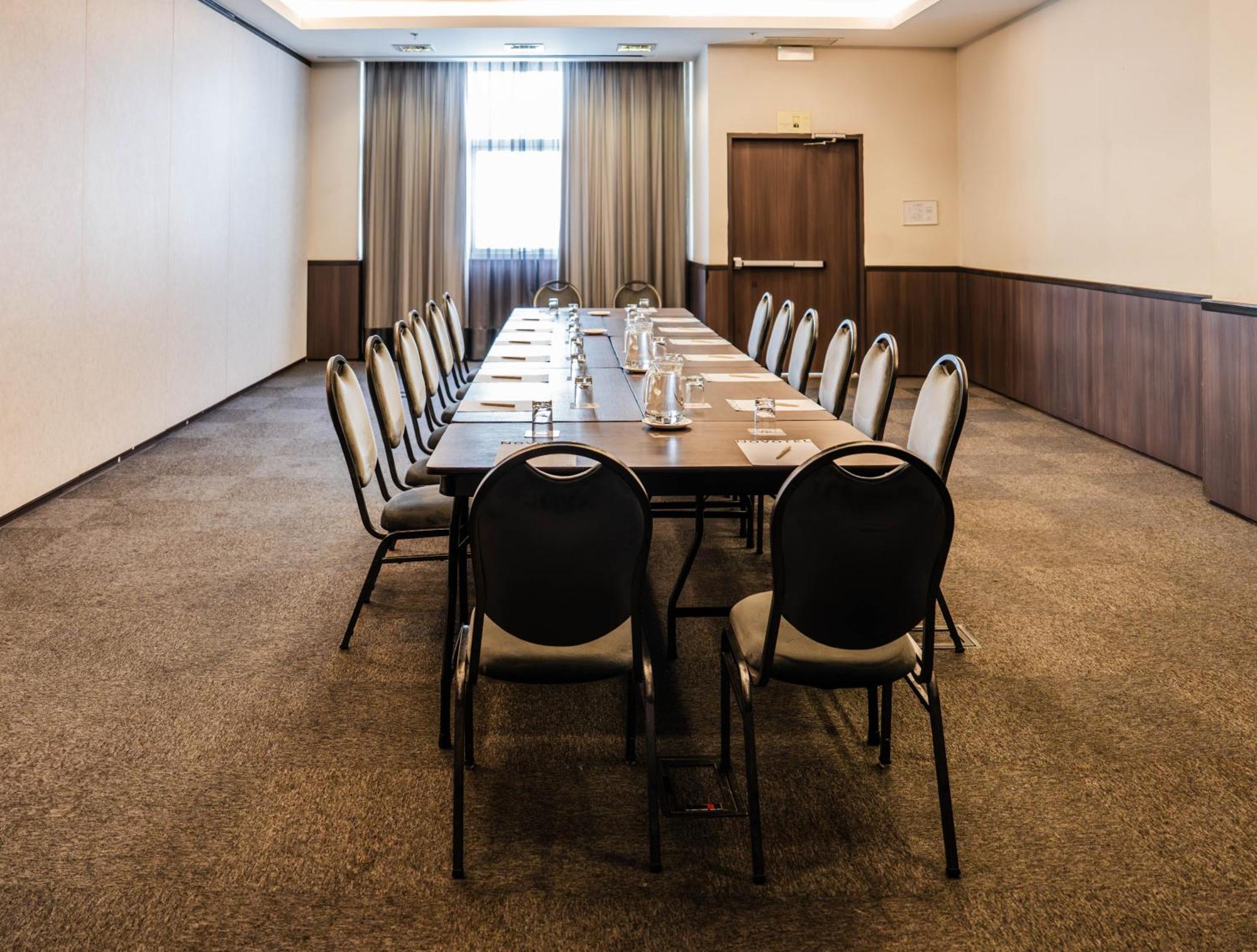 Novotel Lima San Isidro Екстер'єр фото