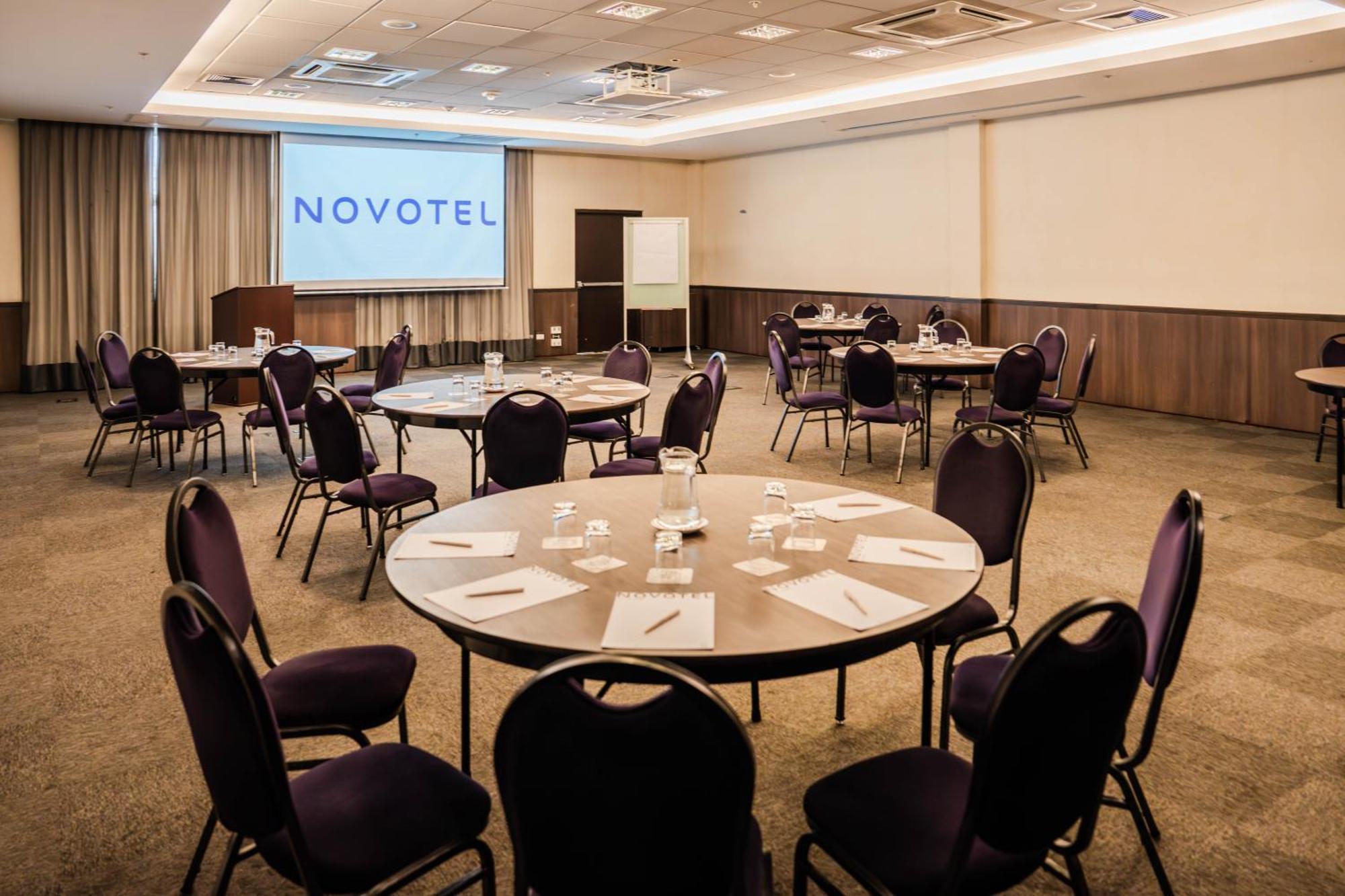 Novotel Lima San Isidro Екстер'єр фото