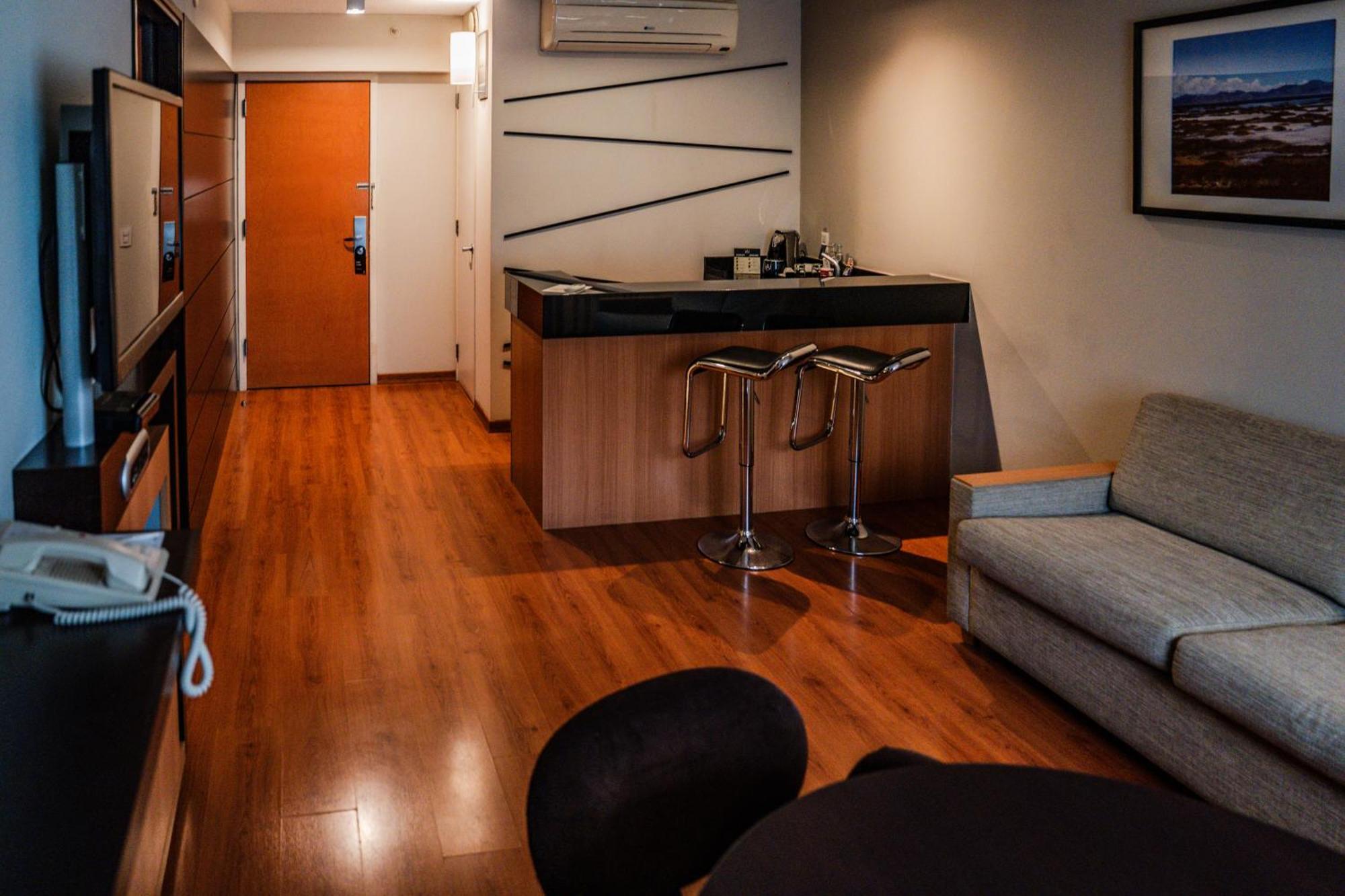 Novotel Lima San Isidro Екстер'єр фото