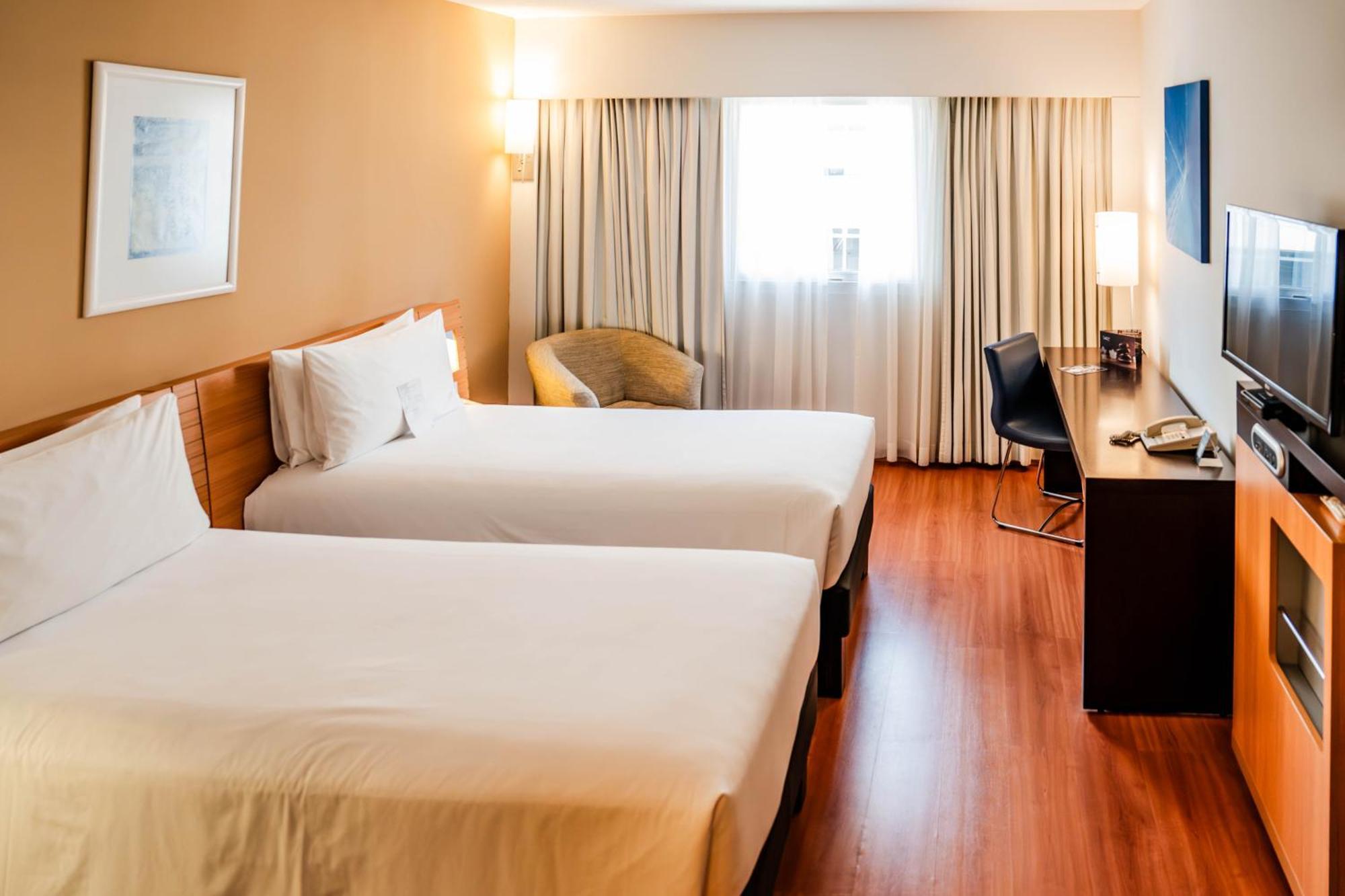 Novotel Lima San Isidro Екстер'єр фото