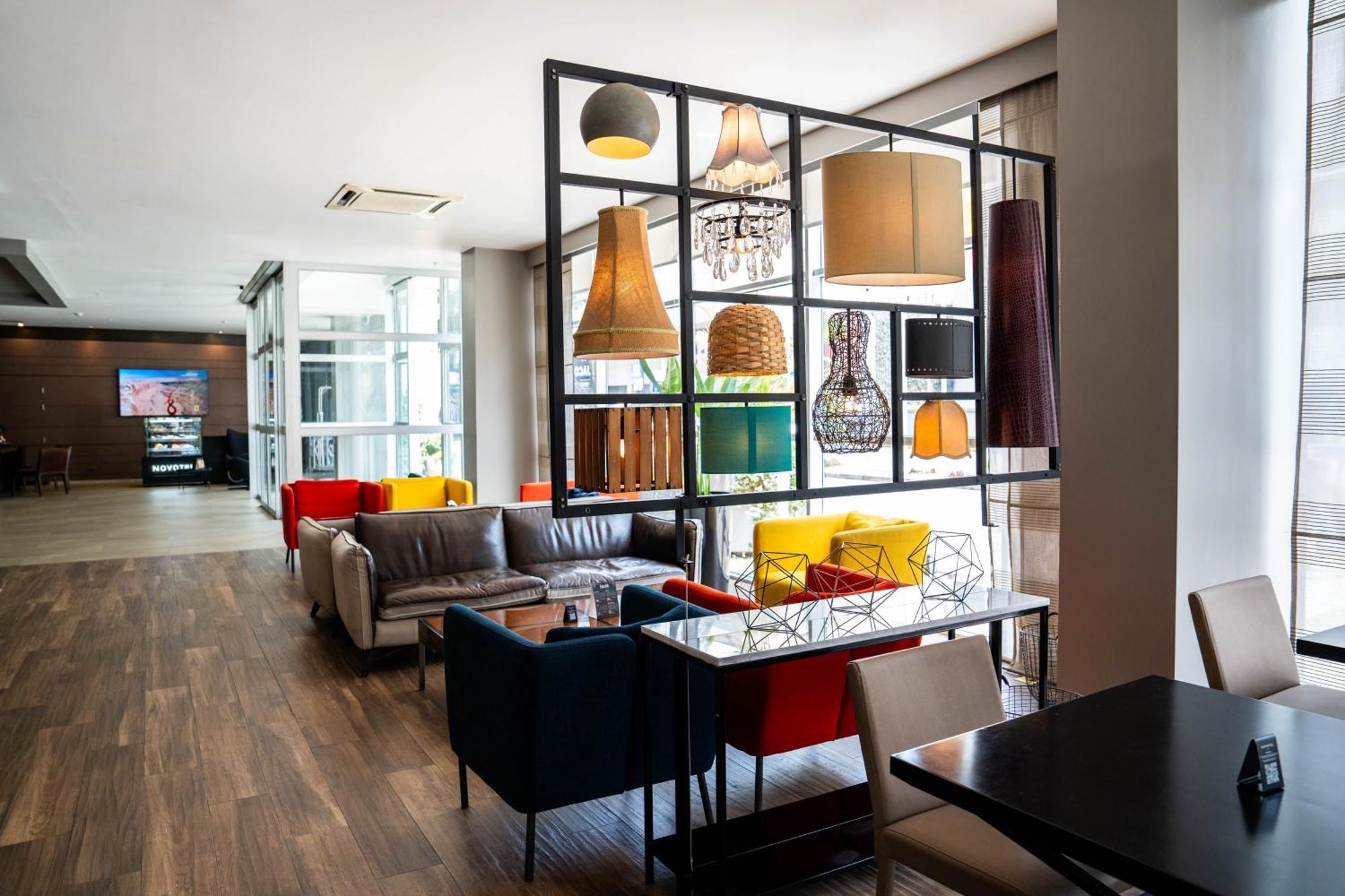 Novotel Lima San Isidro Екстер'єр фото