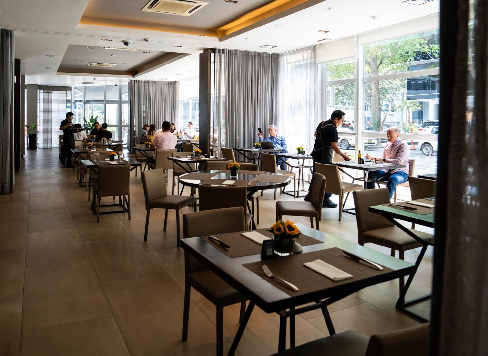 Novotel Lima San Isidro Екстер'єр фото